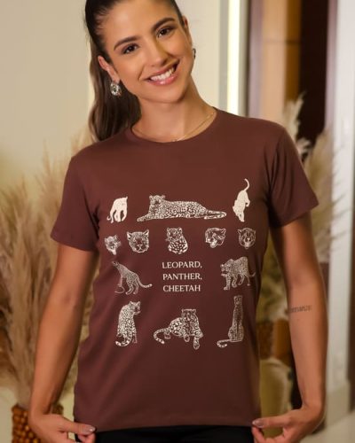 T-Shirt em Malha com Estampa Marrom